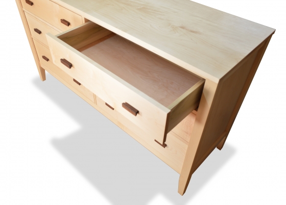 Dresser 6 Drawer Horizon maple